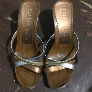 Italian Shoemakes 9.5 Wood Heels